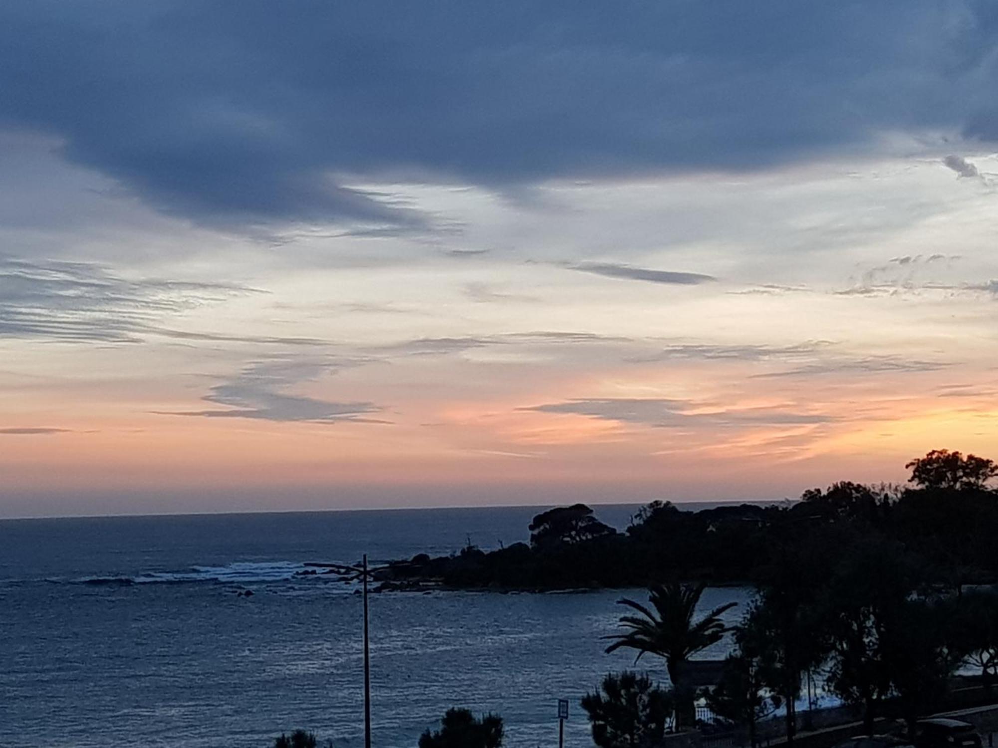 Appartement Jacuzzi Ajaccio Entre Et Montagne 200m Des Belles Plages *